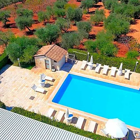 Trulli Nuova Aia 4*